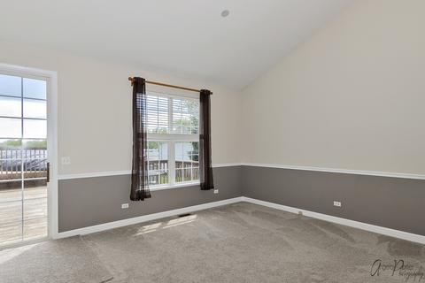 726 Whitmore Trl, Mchenry, IL 60050 photo 9