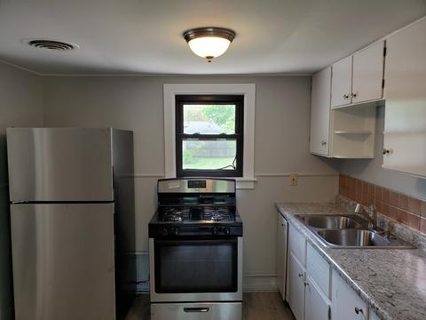 837 S Sumner Ave, Aurora, IL 60505 photo 6