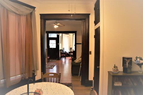 4423 S Berkeley Ave, Chicago, IL 60653 photo 33