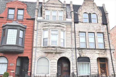 4423 S Berkeley Ave, Chicago, IL 60653 photo 4