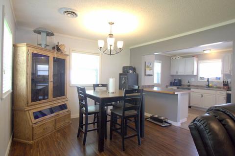 702 Ethel St, Saint Joseph, IL 61873 photo 5