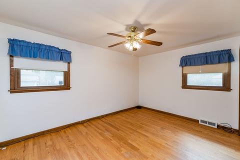 1318 Coolidge Ave, Wheaton, IL 60189 photo 9