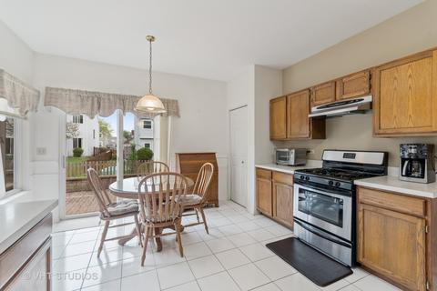 223 Faircroft Rd, Bartlett, IL 60103 photo 7