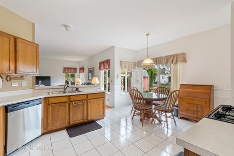 223 Faircroft Rd, Bartlett, IL 60103 photo 6