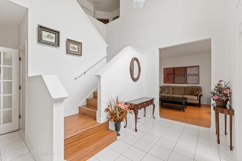 223 Faircroft Rd, Bartlett, IL 60103 photo 3