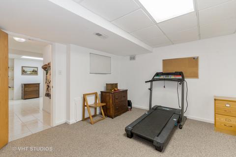 223 Faircroft Rd, Bartlett, IL 60103 photo 20
