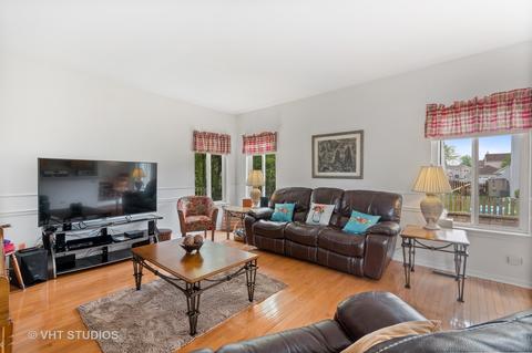 223 Faircroft Rd, Bartlett, IL 60103 photo 10