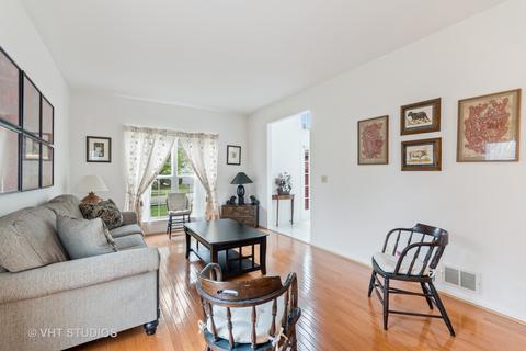 223 Faircroft Rd, Bartlett, IL 60103 photo 4