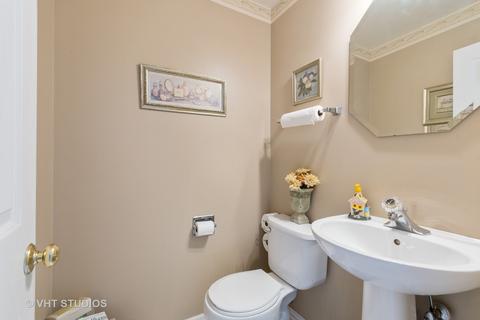 223 Faircroft Rd, Bartlett, IL 60103 photo 21