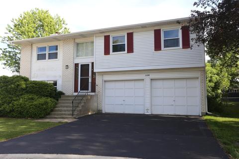 1375 Gloucester Ct, Hoffman Estates, IL 60192 photo 1