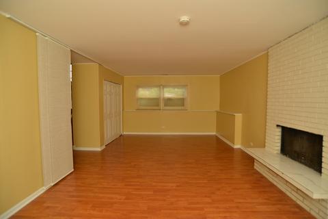 1375 Gloucester Ct, Hoffman Estates, IL 60192 photo 14
