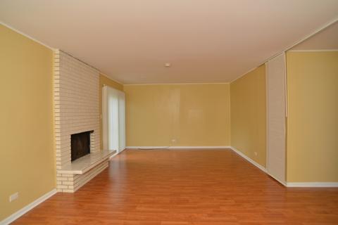 1375 Gloucester Ct, Hoffman Estates, IL 60192 photo 15