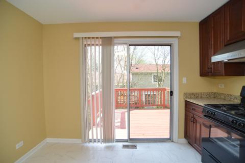 1375 Gloucester Ct, Hoffman Estates, IL 60192 photo 6