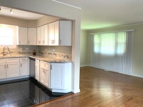 137 E 124th St, Chicago, IL 60628 photo 9