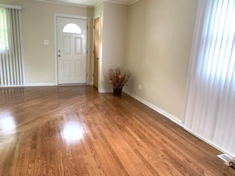 137 E 124th St, Chicago, IL 60628 photo 3