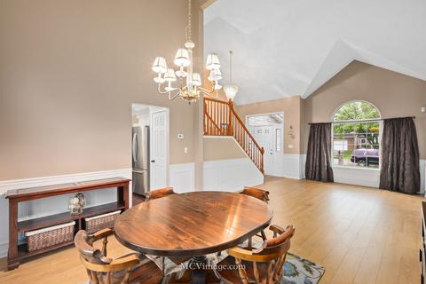 2010 Gleneagle Dr, Plainfield, IL 60586 photo 7