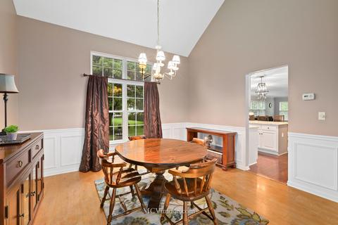 2010 Gleneagle Dr, Plainfield, IL 60586 photo 6