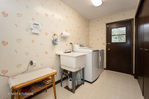 2815 Covert Rd, Glenview, IL 60025 photo 11