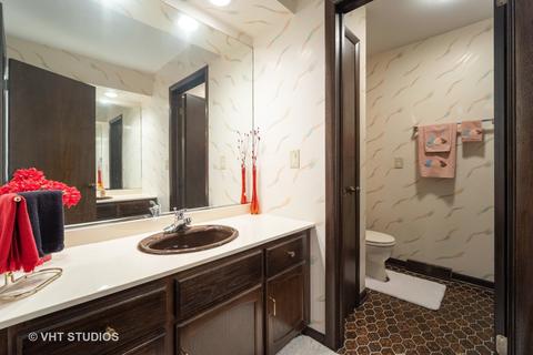 2815 Covert Rd, Glenview, IL 60025 photo 18