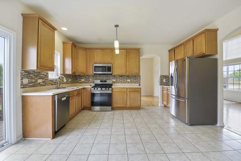 2806 Sierra Ave, Plainfield, IL 60586 photo 6