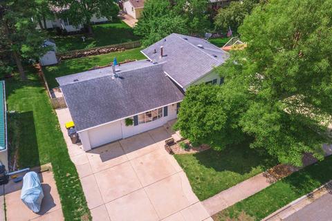1723 Truman Dr, Normal, IL 61761 photo 2