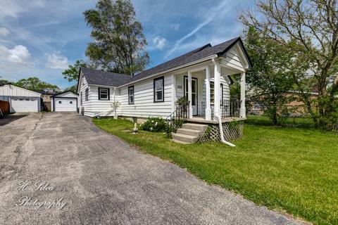 1220 Rattray Dr, Algonquin, IL 60102 photo 1