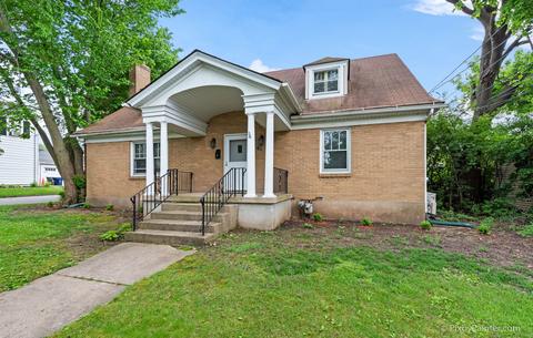 61 Slade Ave, Elgin, IL 60120 photo 2