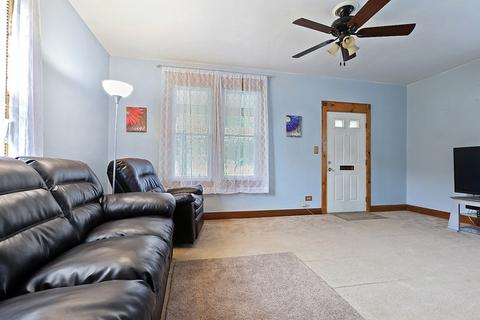3501 Wallace Ave, Steger, IL 60475 photo 2