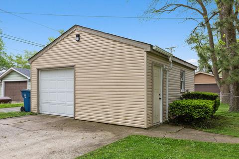 3501 Wallace Ave, Steger, IL 60475 photo 10