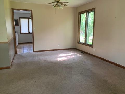 4507 Clearview Dr, Mchenry, IL 60050 photo 3