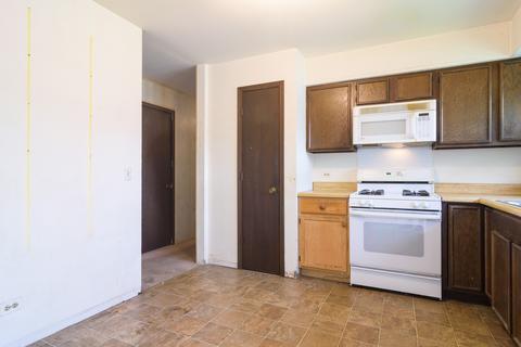 99 Mayer Ave, Wheeling, IL 60090 photo 5