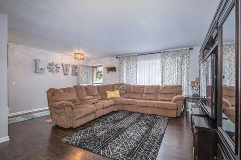 902 Scott St, Algonquin, IL 60102 photo 6