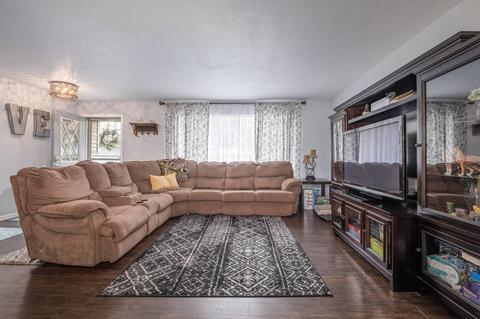 902 Scott St, Algonquin, IL 60102 photo 4