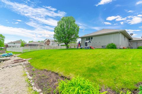 811 Edgewater Dr, Minooka, IL 60447 photo 21