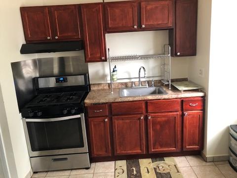 8655 S Champlain Ave, Chicago, IL 60619 photo 4