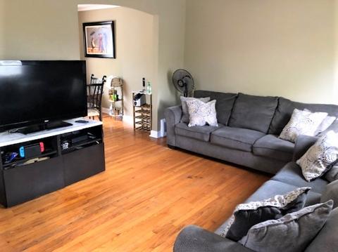 8655 S Champlain Ave, Chicago, IL 60619 photo 2