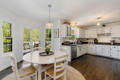4706 Middle Rd, Gurnee, IL 60031 photo 8
