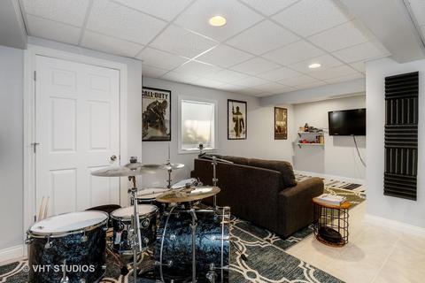 4706 Middle Rd, Gurnee, IL 60031 photo 31
