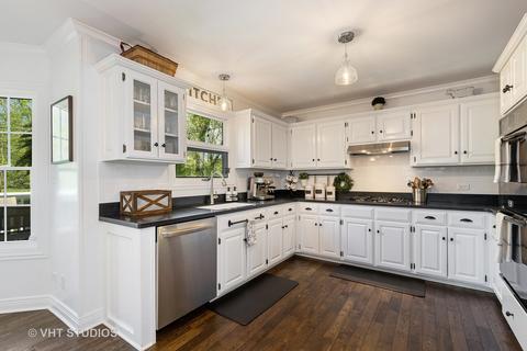 4706 Middle Rd, Gurnee, IL 60031 photo 7