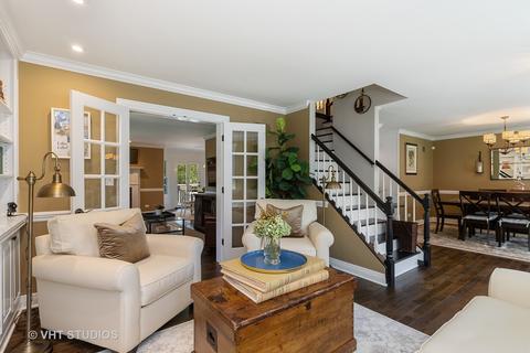 4706 Middle Rd, Gurnee, IL 60031 photo 3