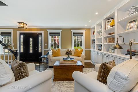 4706 Middle Rd, Gurnee, IL 60031 photo 4