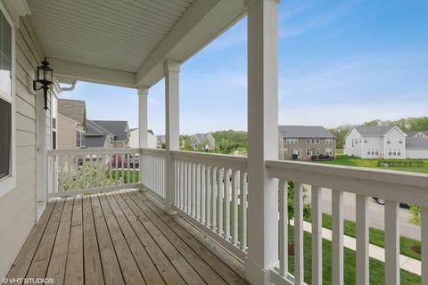 3666 Shaughnessy Dr, Elgin, IL 60124 photo 3