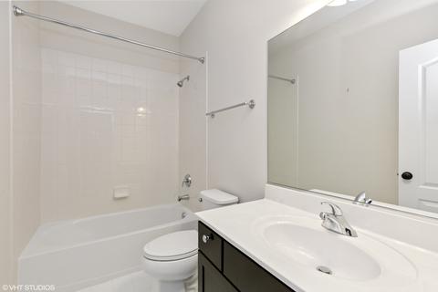 3666 Shaughnessy Dr, Elgin, IL 60124 photo 22