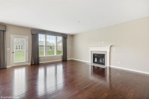3666 Shaughnessy Dr, Elgin, IL 60124 photo 10