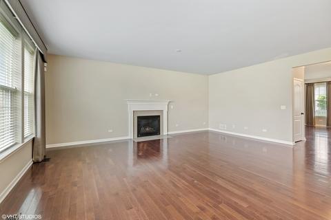 3666 Shaughnessy Dr, Elgin, IL 60124 photo 11