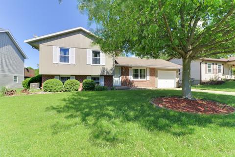 2004 Juniper Ln, Bloomington, IL 61701 photo 2