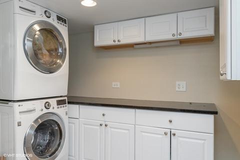 339 Bartram Rd, Riverside, IL 60546 photo 21