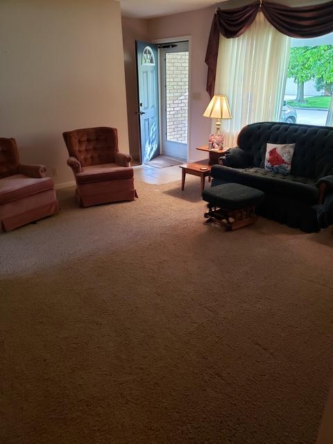 206 Concord Dr, Normal, IL 61761 photo 2