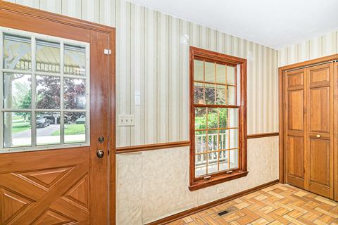 1410 Windy Knoll Dr, Algonquin, IL 60102 photo 2