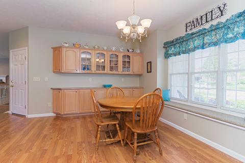 1707 Blue Spruce Ct, Normal, IL 61761 photo 4